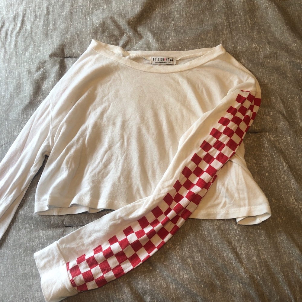 Fashion Nova cropped checkerboard long sleeve